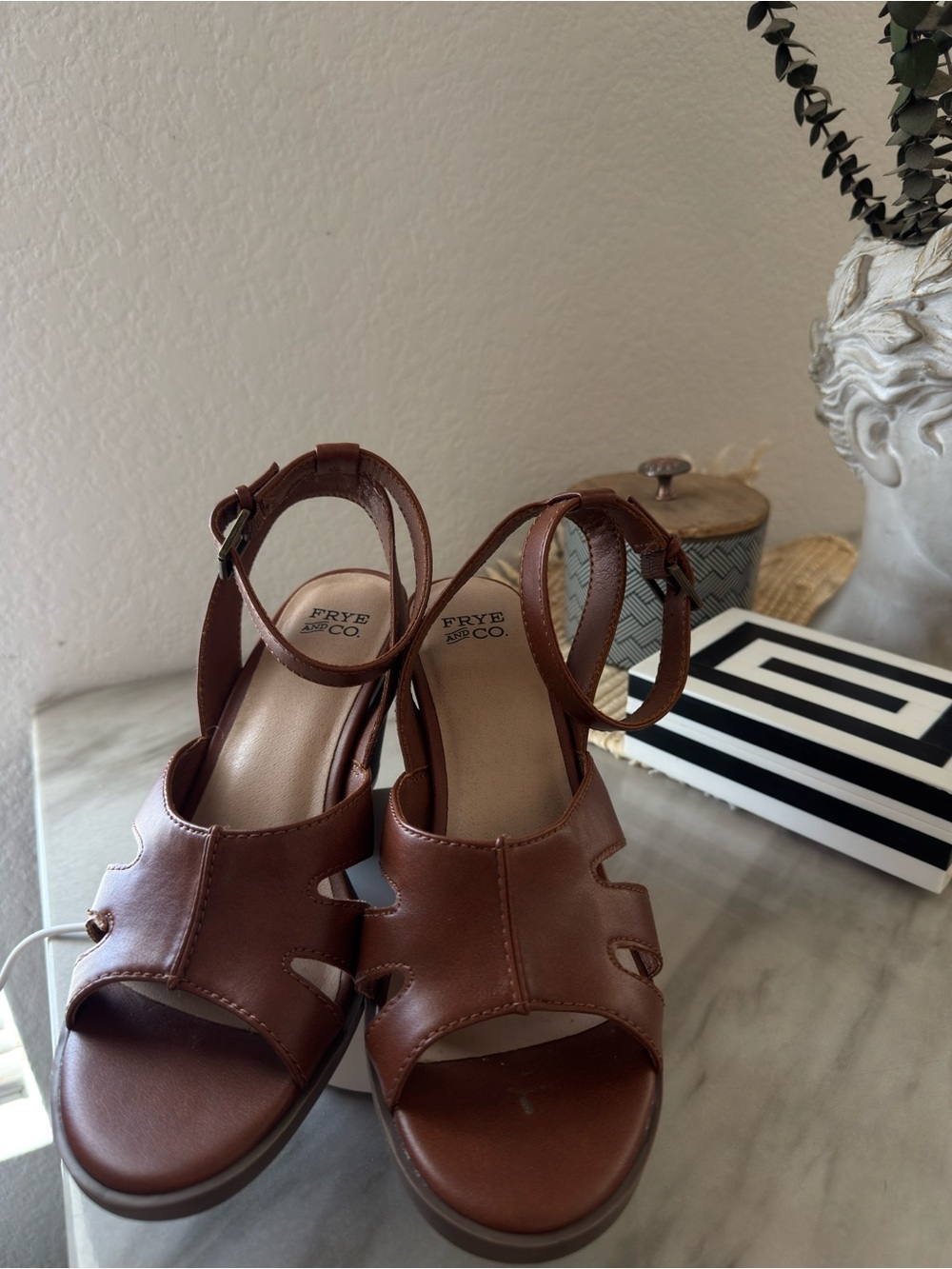 FRYE AND CO. Brown Leather Women's Ankle-Strap Sandals with Cutout Detail